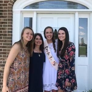 Meet your Posher, Bailey